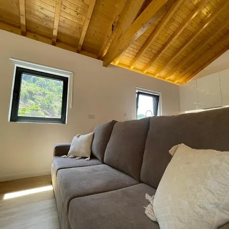 Chalet Teixeira - *
